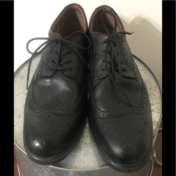 clarks lace up shoes